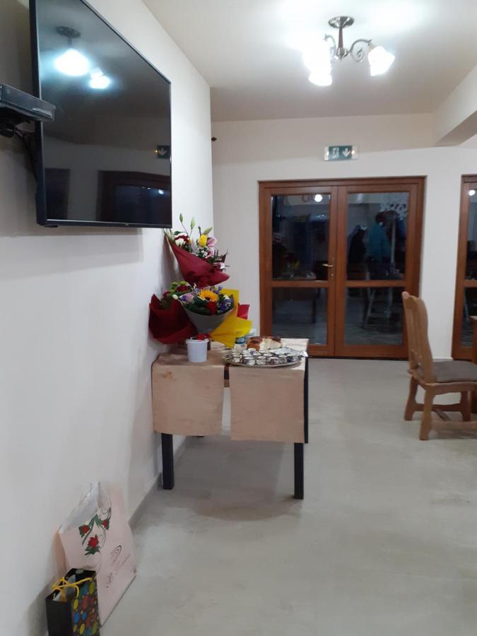 Pensiunea Bradul Dealu Stefanitei Esterno foto
