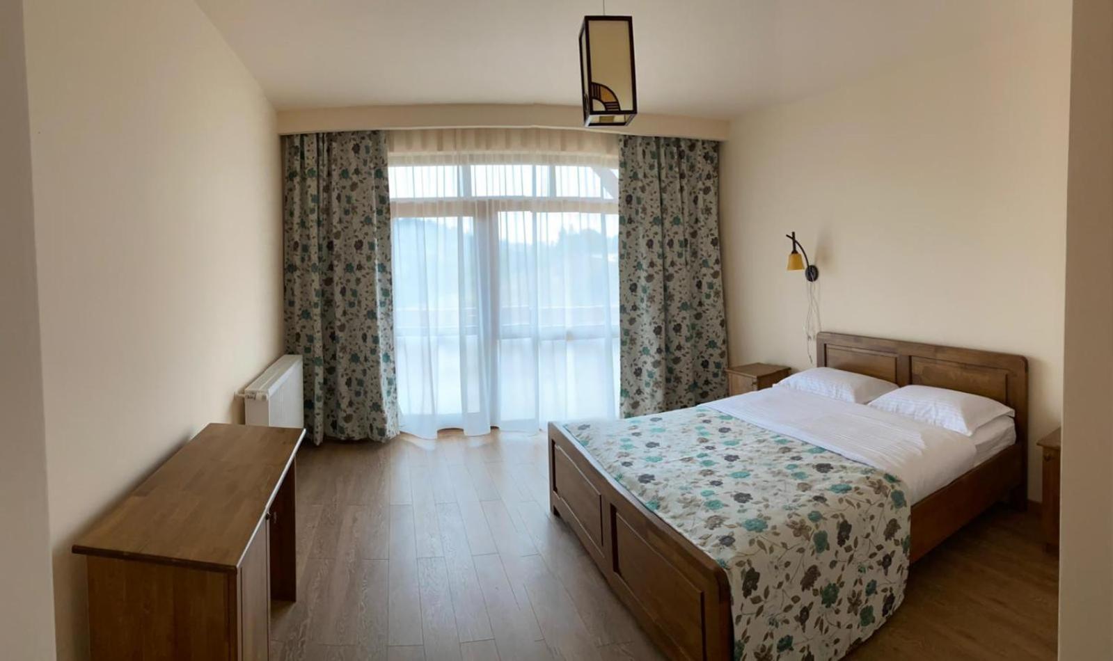 Pensiunea Bradul Dealu Stefanitei Esterno foto